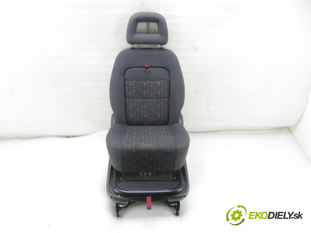 VW SHARAN (7M8, 7M9, 7M6) MINIVAN 2001 85,00 1.9 TDI PD 115 - AUY 1896,00 Sedadlo 2 rad ľavy