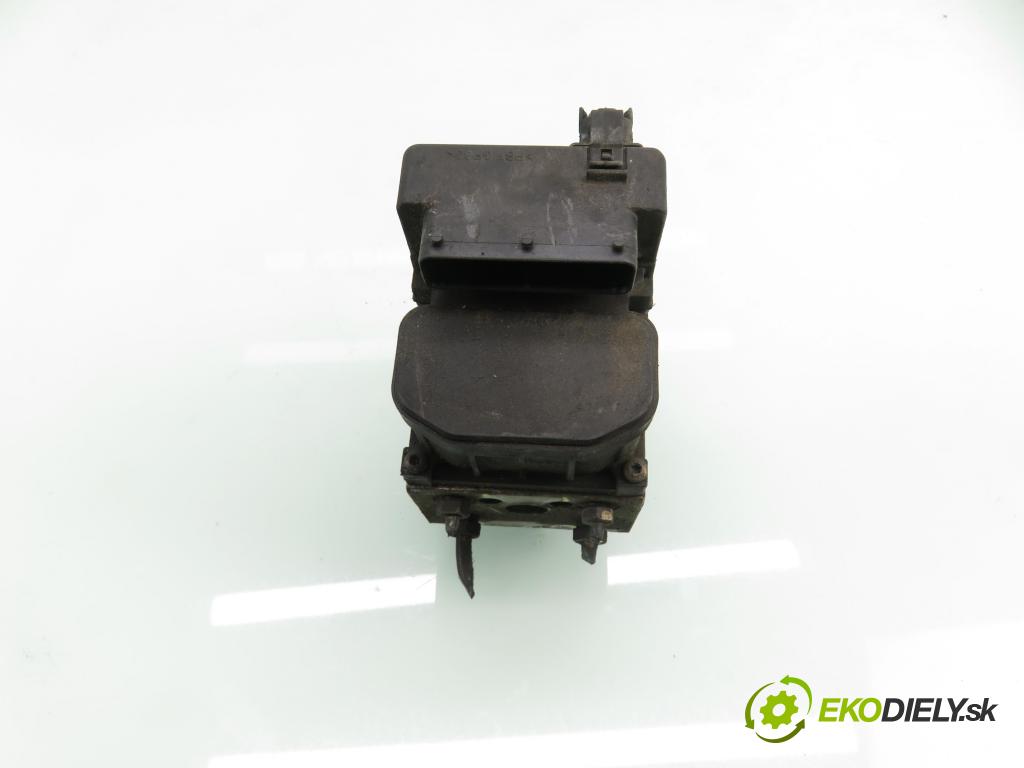 VW PASSAT B5 (3B2) SEDAN 1998 81,00 1.9 TDI - AFN 1896,00 Pumpa ABS 0273004281 ; 8D0614111AB ; 0265216559 (Pumpa ABS)