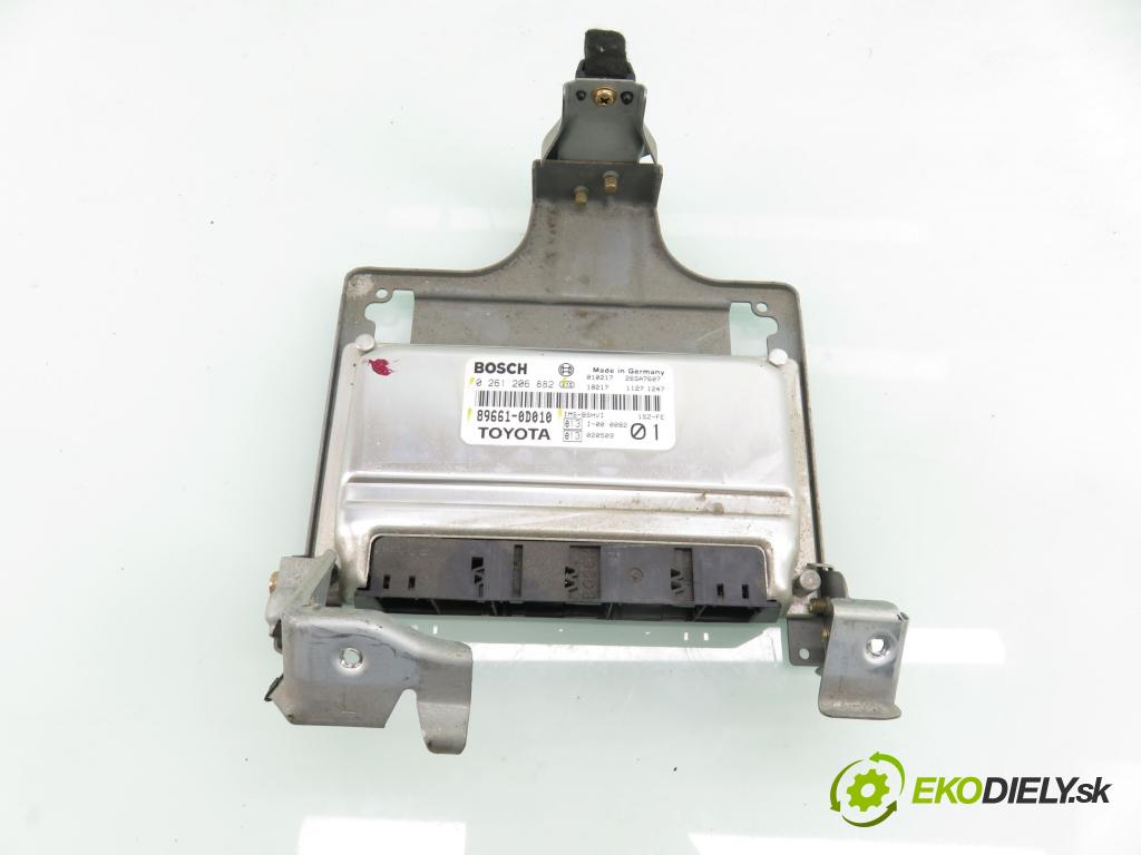 TOYOTA YARIS (_P1_) HB 2001 50,00 1.0 (SCP10_) - 1SZ-FE 998,00 řídící jednotka motora 896610D010 ; 0261206882