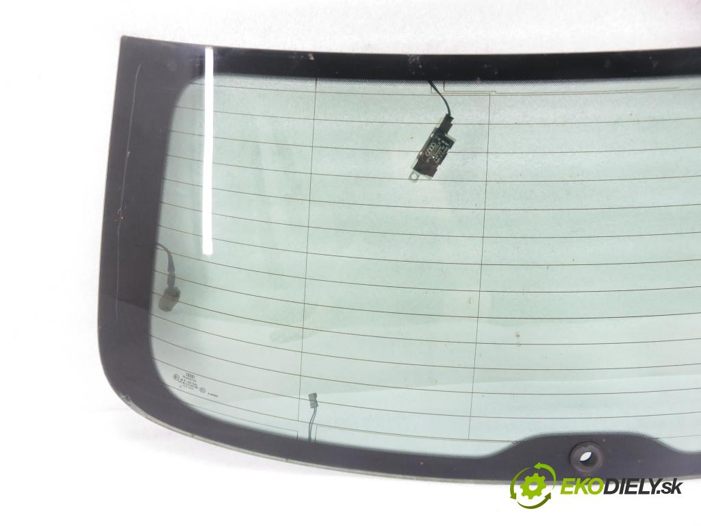 AUDI A3 Sportback (8PA) HB 2006 75,00 1.6 - BSE 1595,00 Okno zadné kapota