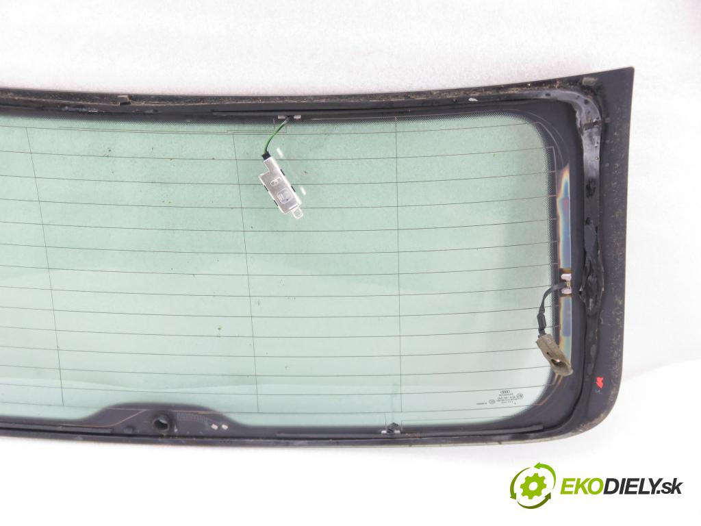 AUDI A3 Sportback (8PA) HB 2006 75,00 1.6 - BSE 1595,00 Okno zadné kapota