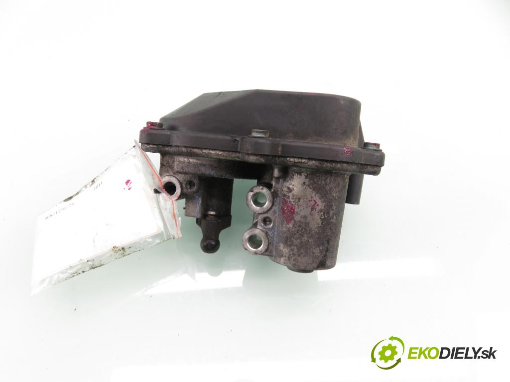 AUDI A4 Avant (8K5, B8) KOMBI 2011 105,00 2.0 TDI - CAGA 1968,00 Nastavovač zvod, potrubie A2C53248883 ; 03L129086 (Motorček ostatné)