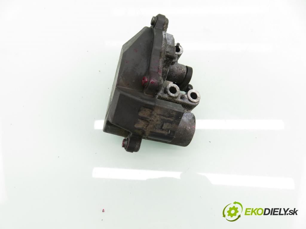 AUDI A4 Avant (8K5, B8) KOMBI 2011 105,00 2.0 TDI - CAGA 1968,00 Nastavovač zvod, potrubie A2C53248883 ; 03L129086 (Motorček ostatné)