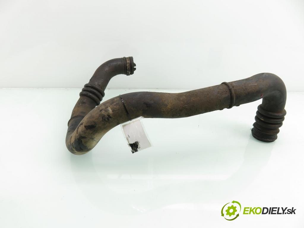 OPEL MOVANO Platforma / podwoyie (X70) KABINA/PLATFORMA 2007 0,00 2.5 CDTI - G9U 650 2464,00 Rúra přívodu vzduchu 8200582483