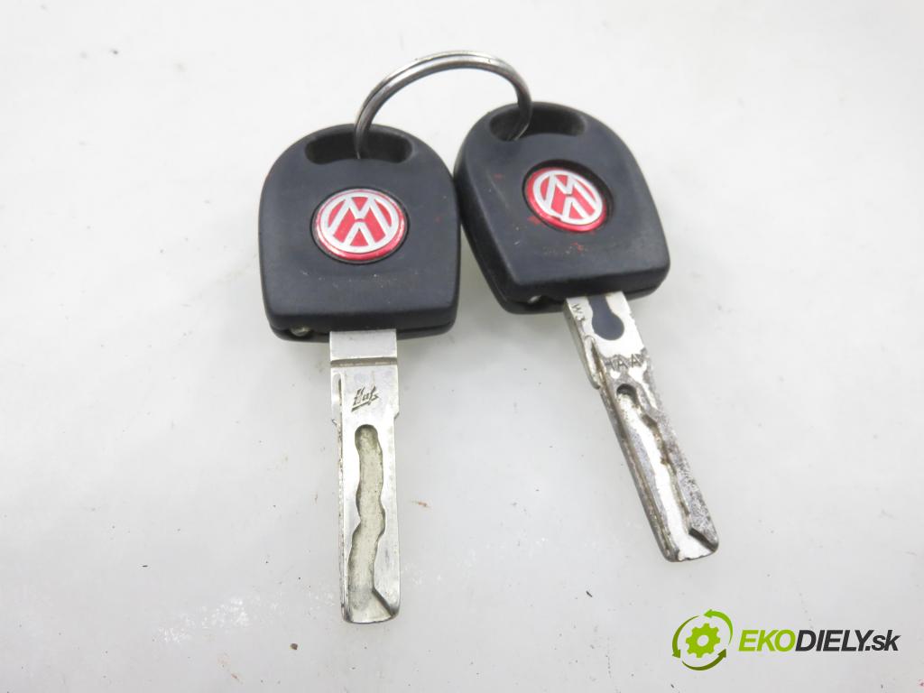 VW GOLF IV (1J1) HB 1999 66,00 1.9 TDI 90 - ALH 1896,00 spínačka / VLOŽKY 4B0905851C