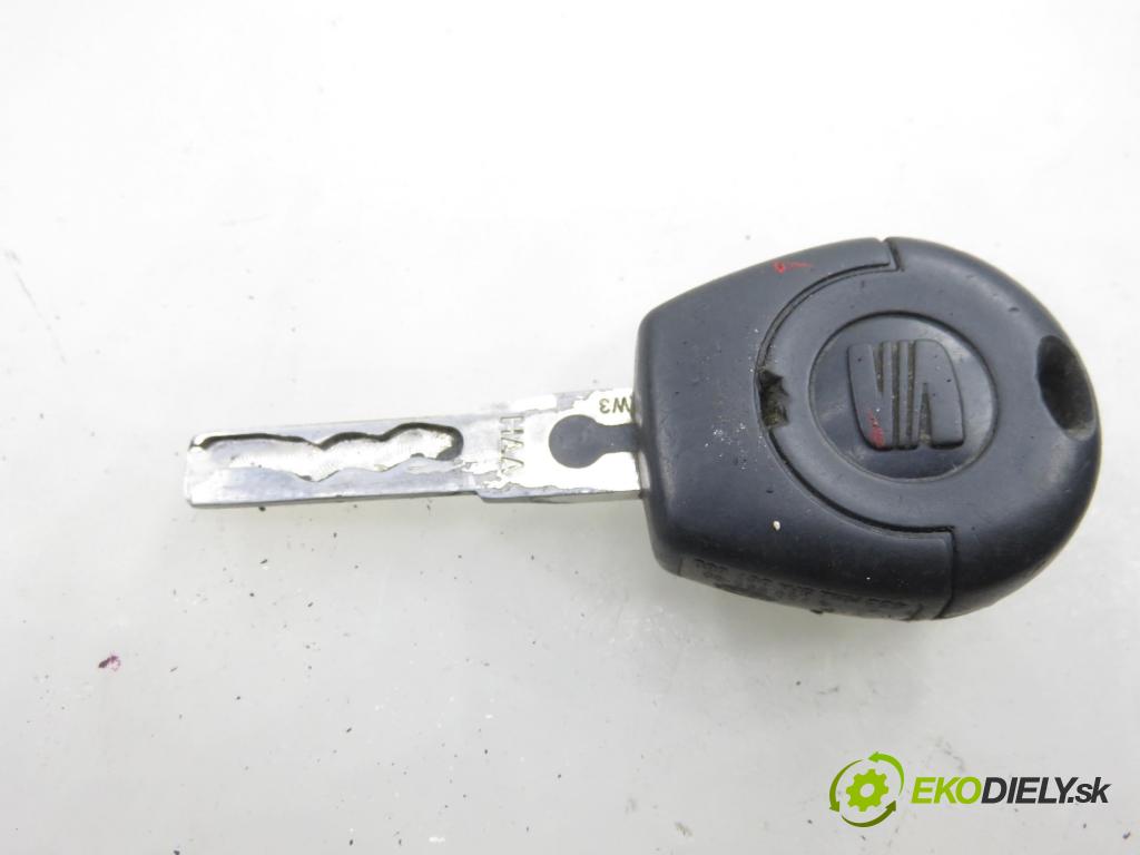 SEAT AROSA (6H) HB 2001 37,00 1 - AUC 999,00 spínačka / VLOŽKY 357905851F ; 6X0953257