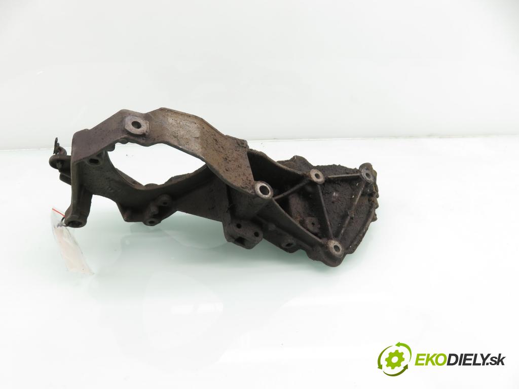 OPEL MOVANO Platforma / podwoyie (X70) KABINA/PLATFORMA 2007 0,00 2.5 CDTI - G9U 650 2464,00 uchycení alternátora 8200457446