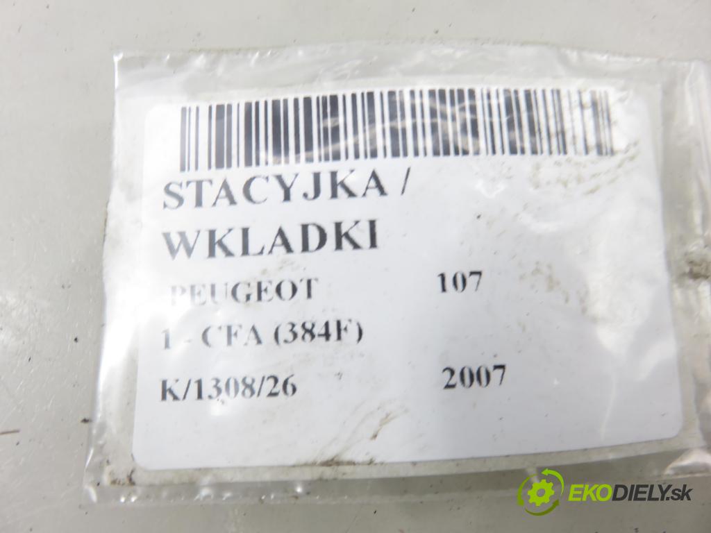 PEUGEOT 107 (PM_, PN_) HB 2007 50,00 1.0 68 - CFA (1KR) 998,00 spínačka N0502200 (Spínací skříňka)