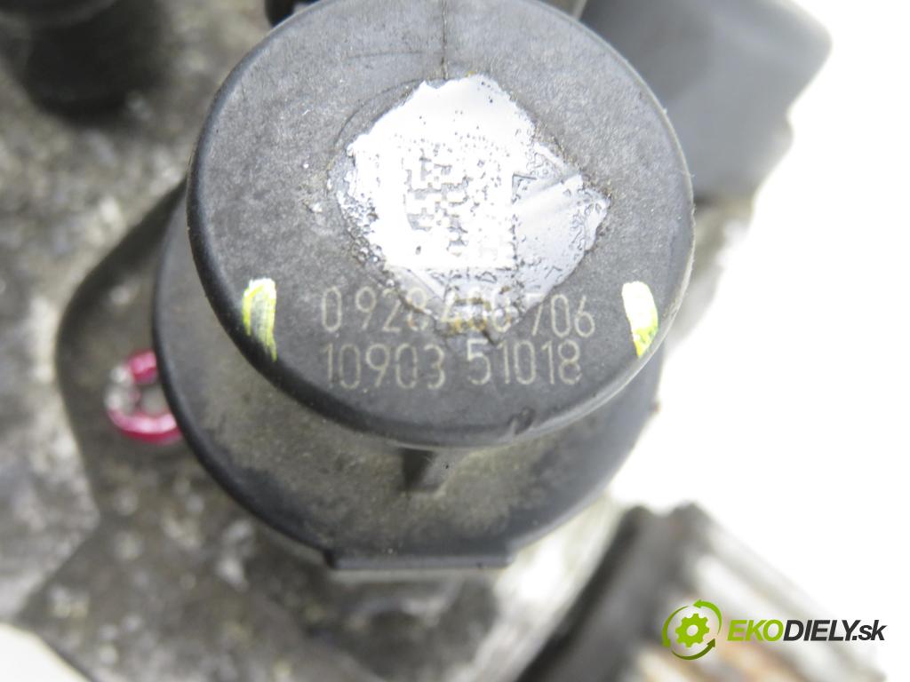 AUDI A4 Avant (8K5, B8) KOMBI 2011 105,00 2.0 TDI - CAGA 1968,00 pumpa vysokého TLAK: 0445010507 ; 03L130755 ; 0928400706