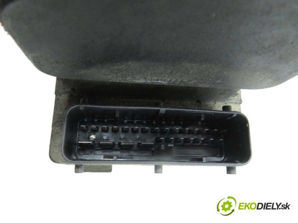 AUDI A4 Avant (8D5, B5) KOMBI 1999 81,00 1.9 TDI - AFN 1896,00 Pumpa ABS 8E0614111AB ; 0273004281 ; 0265216559 (Pumpa ABS)