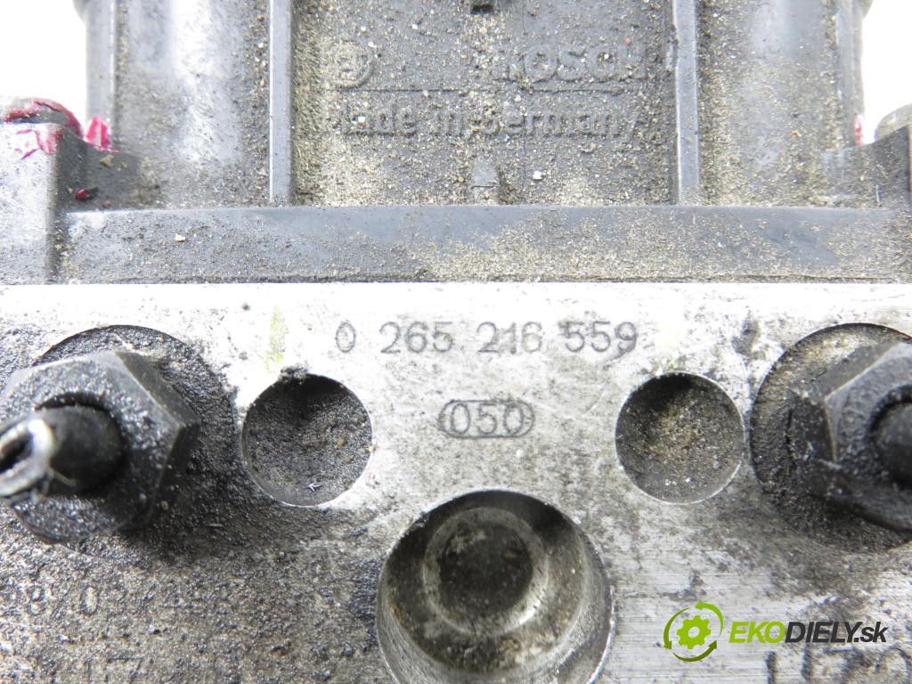 AUDI A4 Avant (8D5, B5) KOMBI 1999 81,00 1.9 TDI - AFN 1896,00 Pumpa ABS 8E0614111AB ; 0273004281 ; 0265216559 (Pumpa ABS)