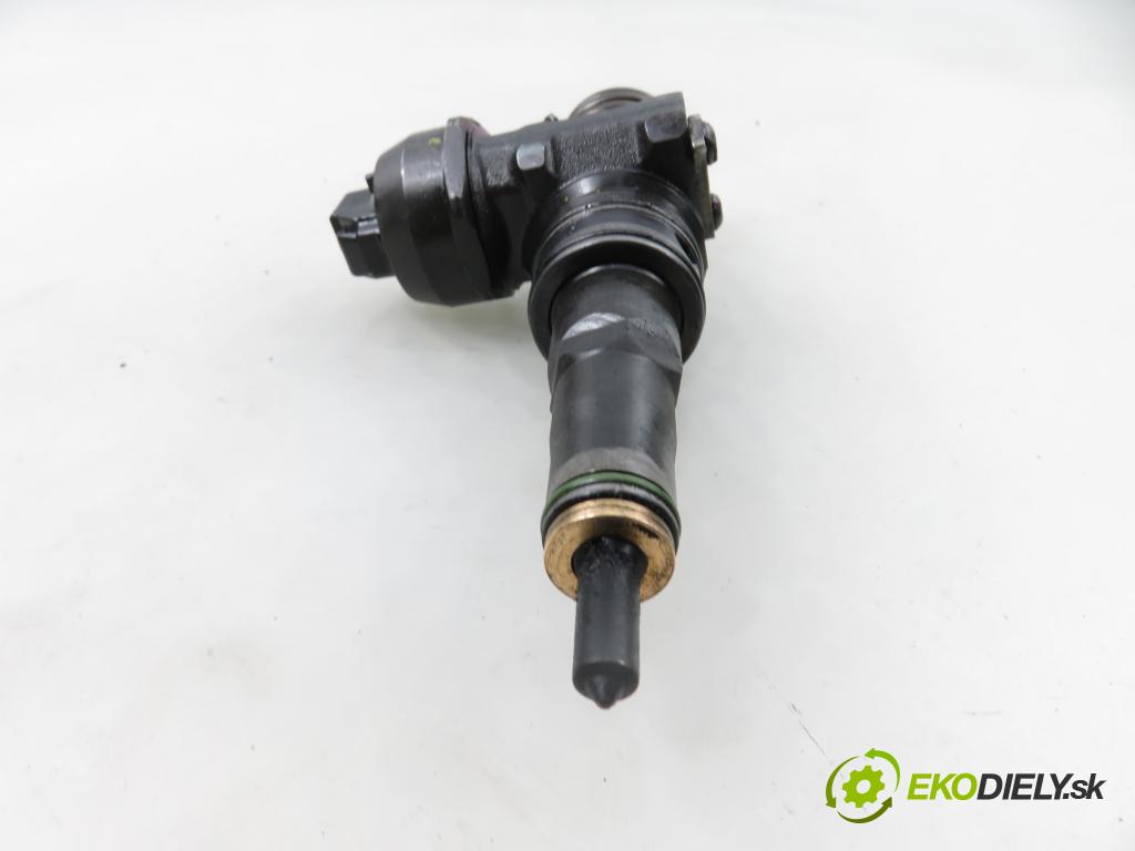 VW SHARAN (7M8, 7M9, 7M6) MINIVAN 2001 85,00 1.9 TDI PD 115 - AUY 1896,00 vstříkovač 038130073AK ; 0414720038 (Vstřikovač paliva)