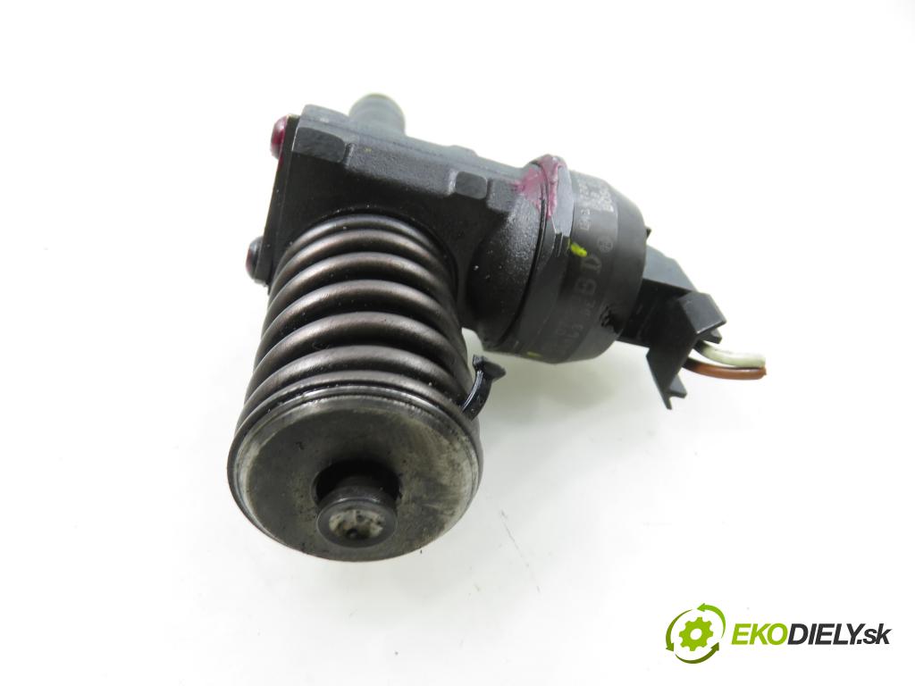 VW SHARAN (7M8, 7M9, 7M6) MINIVAN 2001 85,00 1.9 TDI PD 115 - AUY 1896,00 vstříkovač 038130073AK ; 0414720038 (Vstřikovač paliva)