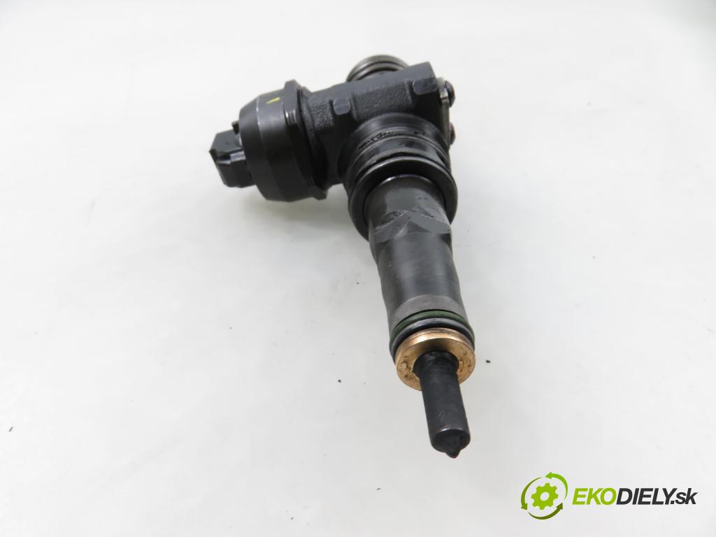 VW SHARAN (7M8, 7M9, 7M6) MINIVAN 2001 85,00 1.9 TDI PD 115 - AUY 1896,00 vstříkovač 038130073AK ; 0414720038 (Vstřikovač paliva)