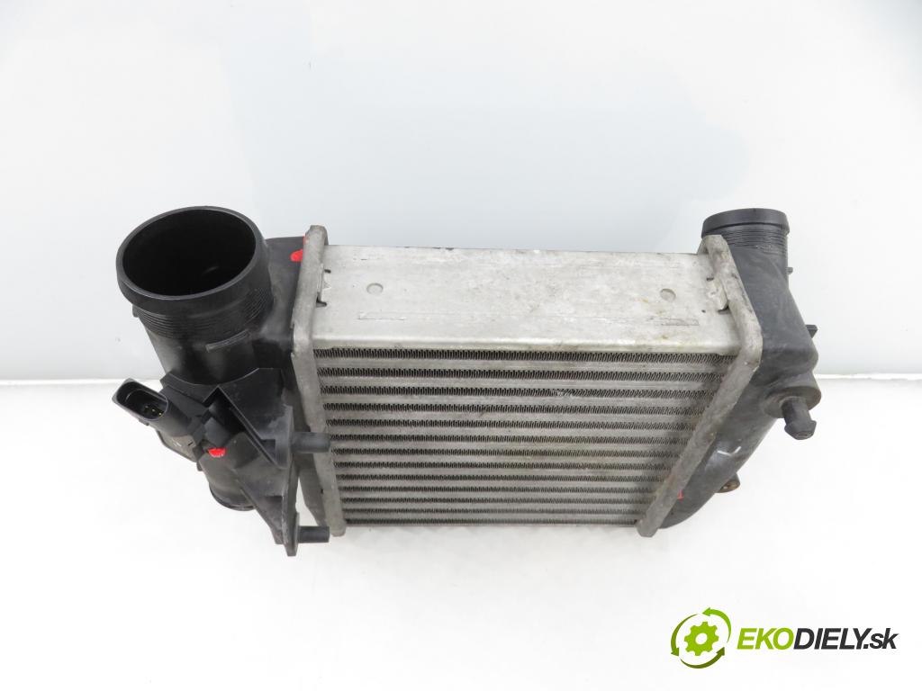 AUDI A6 Avant (4F5, C6) KOMBI 2006 171,00 3.0 TDI quattro - ASB 2967,00 chladič intercooler 4F0145805E