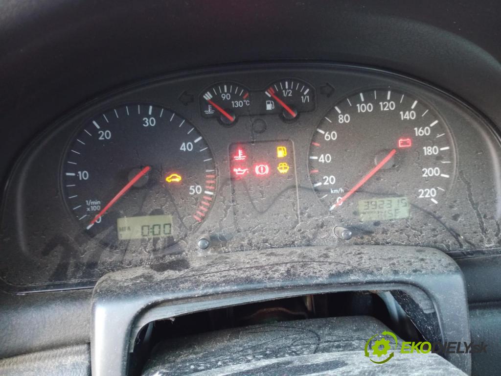 VW PASSAT B5 (3B2) SEDAN 1998 81,00 1.9 TDI 110 - AFN 1896,00 prístrojovka elektrický 3B0919881N