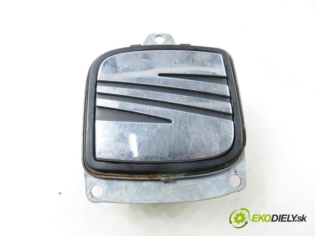 SEAT ALTEA XL (5P5, 5P8) MINIVAN 2007 77,00 1.9 TDI - BLS 1896,00 klika dveří kufr 5P0827565C