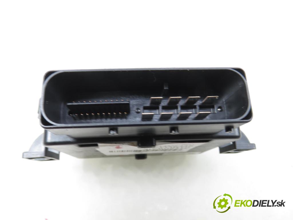 AUDI A6 Avant (4F5, C6) KOMBI 2006 171,00 3.0 TDI quattro - ASB 2967,00 Riadiaca jednotka brzdy MANUÁLNY: 4F0907801A ; 4F0910801B ; A2C53173612