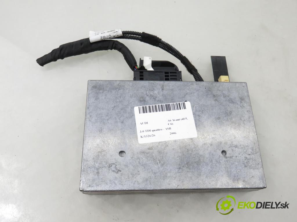 AUDI A6 Avant (4F5, C6) KOMBI 2006 171,00 3.0 TDI quattro - ASB 2967,00 MODUL BLUETOOTH 4E0862335 ; 4E0910336K