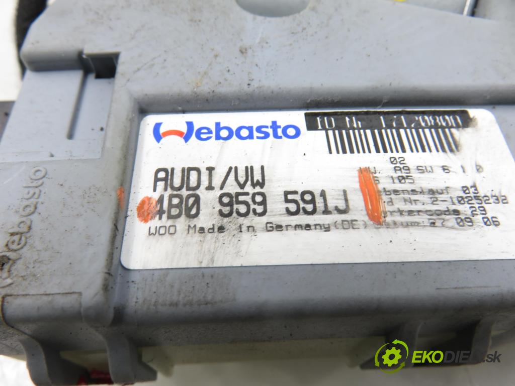 AUDI A6 Avant (4F5, C6) KOMBI 2006 171,00 3.0 TDI quattro - ASB 2967,00 Motorček strešného okna 4B0959591J (Motorček ovládania strešného okna)