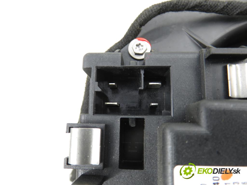 AUDI A6 Avant (4F5, C6) KOMBI 2006 171,00 3.0 TDI quattro - ASB 2967,00 ventilátor větráku 4F0820521A ; 4F0910521 ; 9140010511