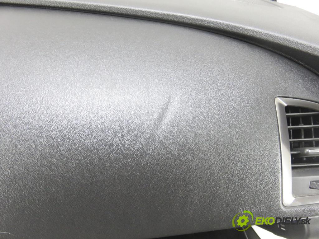 OPEL ASTRA J HB 2010 92,00 1.7 CDTI - A 17 DTR 1686,00 palubovka