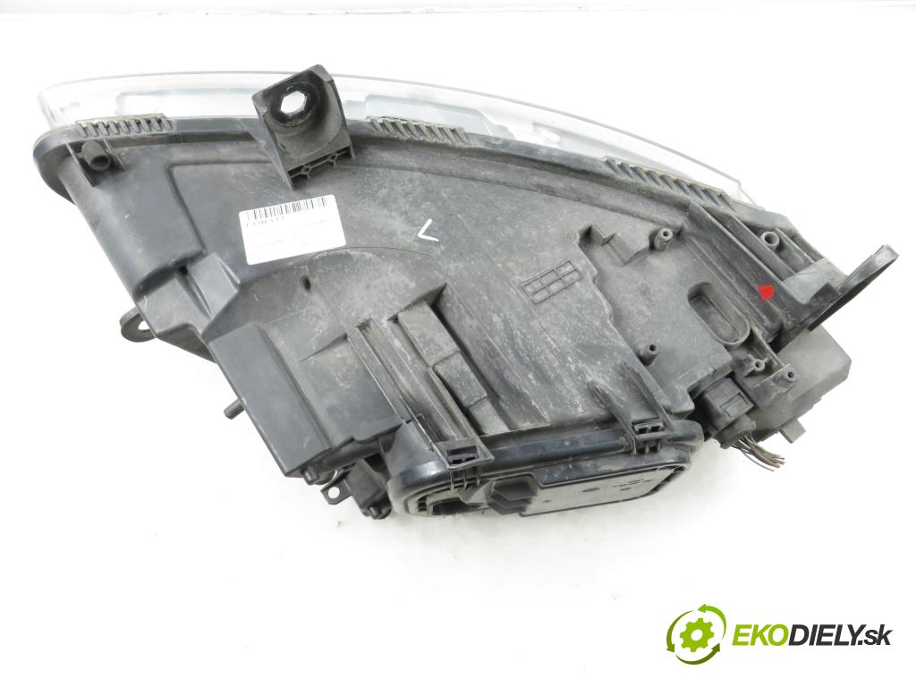 AUDI A6 Avant (4F5, C6) KOMBI 2006 171,00 3.0 TDI quattro - ASB 2967,00 Svetlo LP 4F0941003A