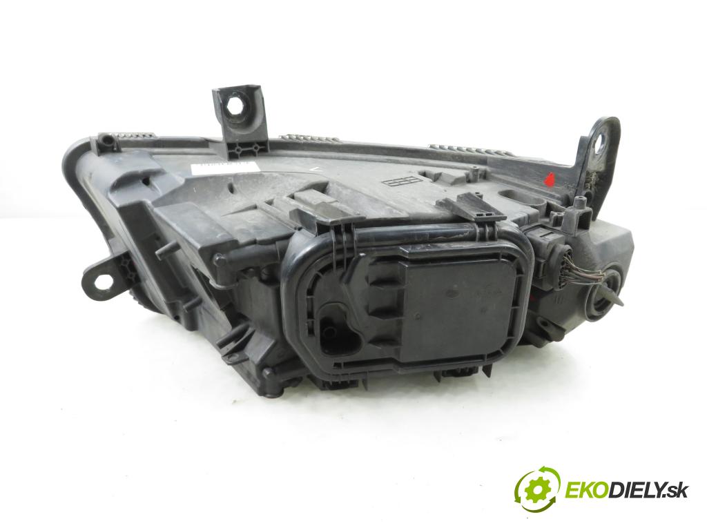 AUDI A6 Avant (4F5, C6) KOMBI 2006 171,00 3.0 TDI quattro - ASB 2967,00 Svetlo LP 4F0941003A