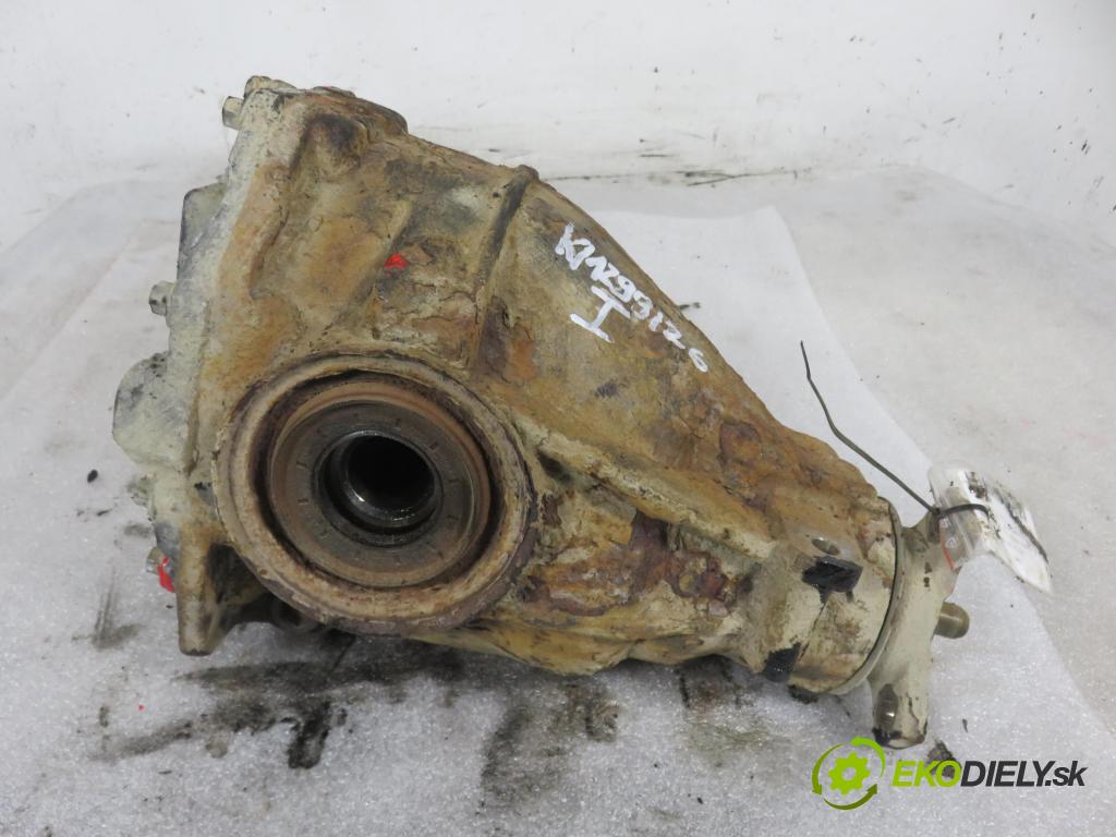 MERCEDES-BENZ KLASA C T-Model (S203) KOMBI 2003 160,00 C 320 (203.264) - M 112.946 3199,00 ,diferenciál 2103513308 ; 327