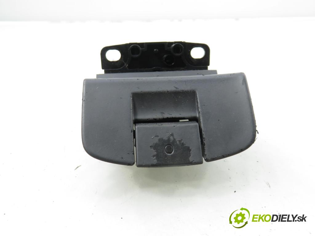 RENAULT ESPACE IV (JK0/1_) MINIVAN 2003 120,00 2.0 Turbo (JK0A, JK0B, JK0N) - F4R 794 1998,00 vypínač brzdy MANUÁL 8200048590C
