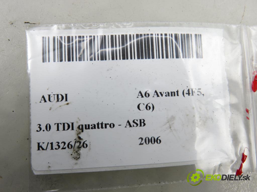 AUDI A6 Avant (4F5, C6) KOMBI 2006 171,00 3.0 TDI quattro - ASB 2967,00 uchycení motora 4F0199352M