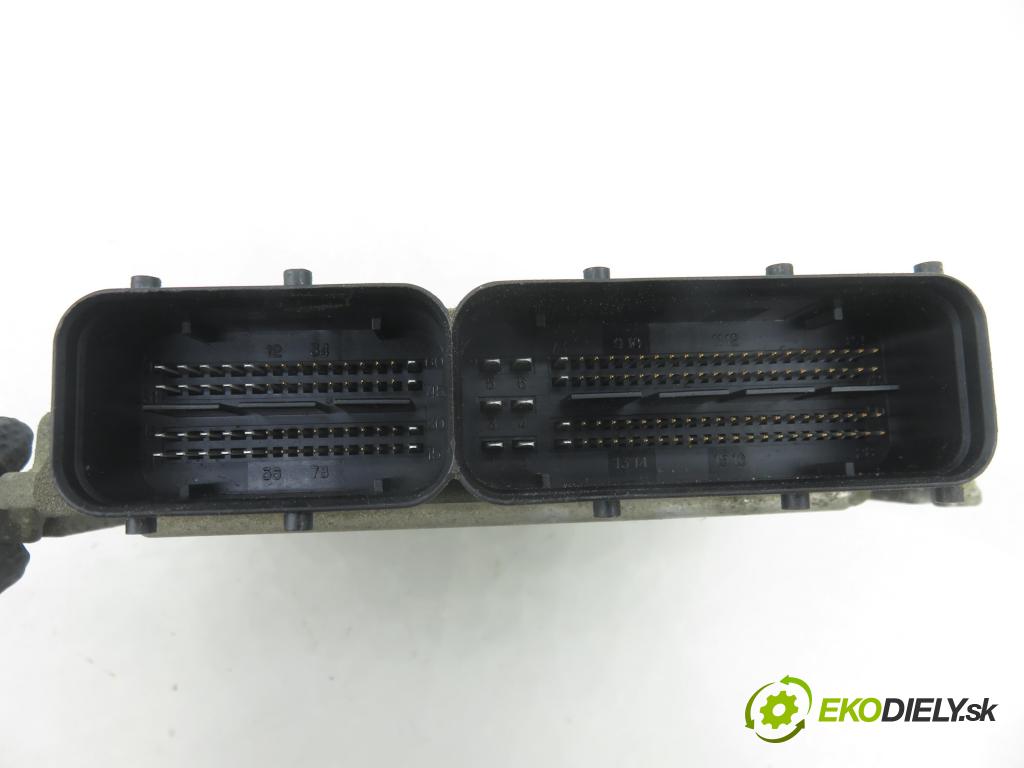 HYUNDAI i30 (FD) HB 2007 66,00 1.6 CRDi - D4FB 1582,00 Riadiaca jednotka Motor 391052A710 ; 0281014292
