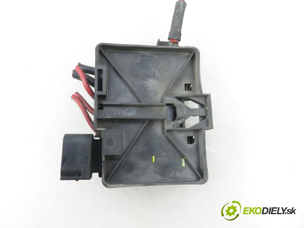 SEAT ALHAMBRA (7V8, 7V9) MINIVAN 2001 85,00 1.9 TDI PD 115 - AUY 1896,00 Skrinka POJISTKY: na BATÉRIA 7M3937548A ; YM2114B261AB ; 7M3937509A