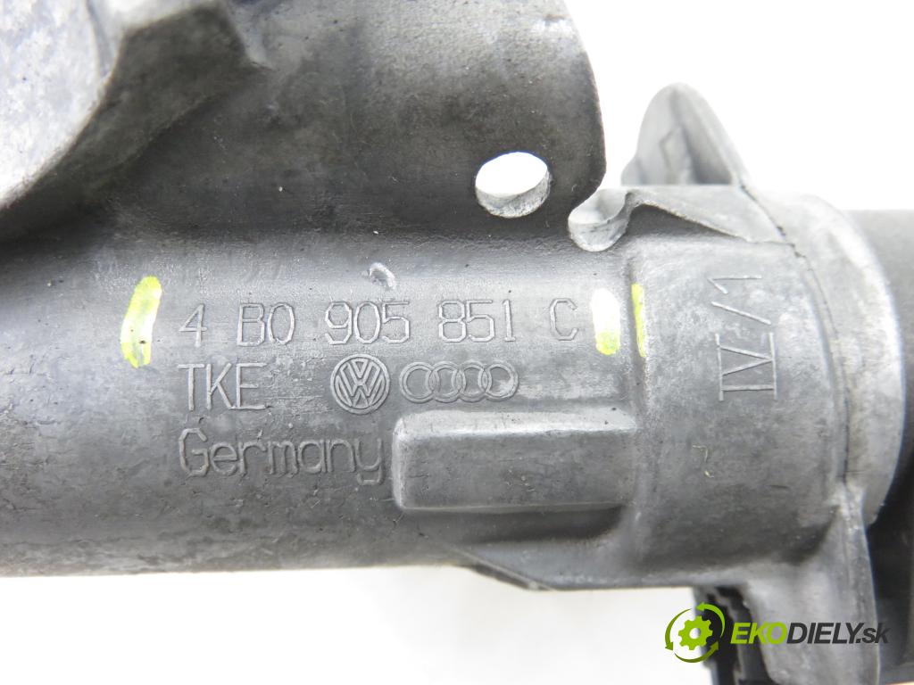 AUDI A4 (8E2, B6) SEDAN 2001 96,00 2 - ALT 1984,00 spinačka / zámky 4D0905851C