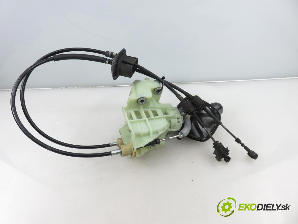 FIAT CROMA (194_) KOMBI 2010 88,00 1.9 D Multijet - 939 A1.000 1910,00 ZVEDÁK: