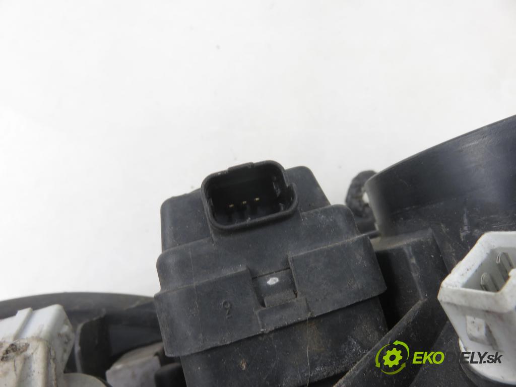 CITROEN SAXO (S0, S1) HB 2000 44,00 1.1 X,SX - HFX (TU1JP) 1124,00 Svetlo LP 9636331780 ; 89003434