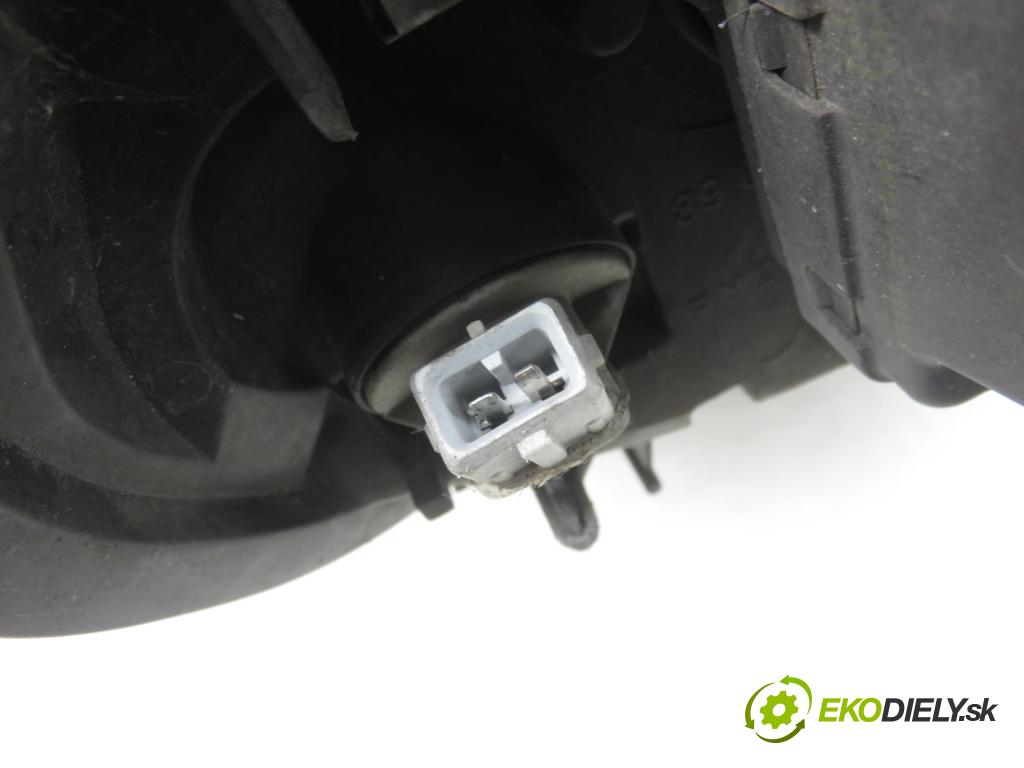 CITROEN SAXO (S0, S1) HB 2000 44,00 1.1 X,SX - HFX (TU1JP) 1124,00 Svetlo LP 9636331780 ; 89003434