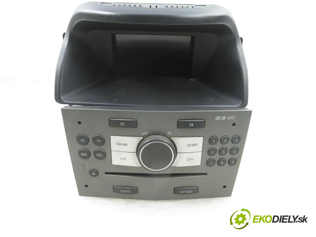 OPEL ANTARA A (L07) SUV 2006 110,00 2.0 CDTI 4x4 - Z 20 DMH 1991,00 RADIO CD 13251056 ; 334183129 ; 96627615
