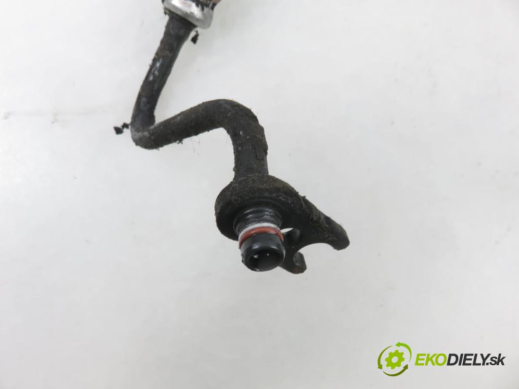 RENAULT ESPACE IV (JK0/1_) MINIVAN 2003 120,00 2.0 Turbo (JK0A, JK0B, JK0N) - F4R 794 1998,00 trubka / Rúra servočerpadlo 8200118554C