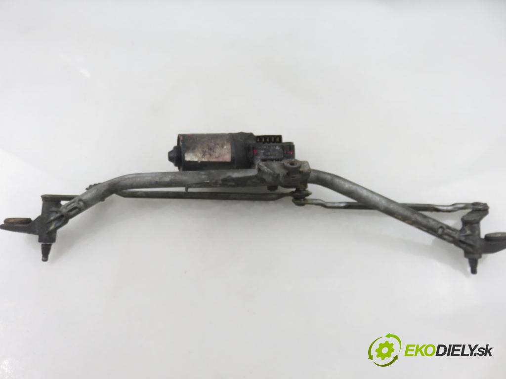 AUDI A4 Avant (8D5, B5) KOMBI 1999 81,00 1.9 TDI - AFN 1896,00 Motorček stieračov 8D1955603A ; 3397033146 ; 8D1955119A