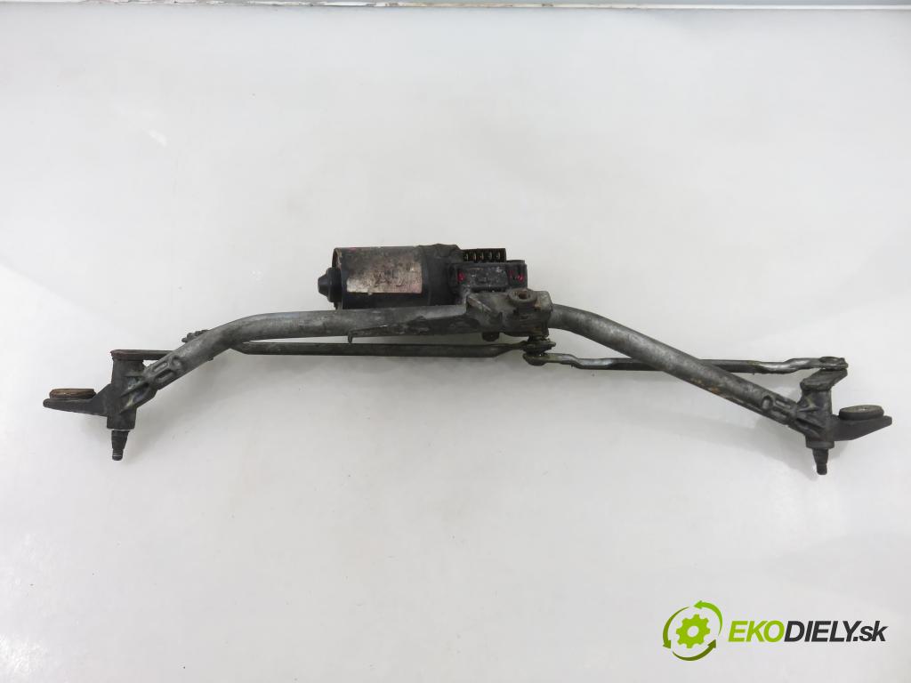 AUDI A4 Avant (8D5, B5) KOMBI 1999 81,00 1.9 TDI - AFN 1896,00 Motorček stieračov 8D1955603A ; 3397033146 ; 8D1955119A