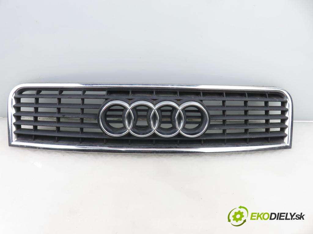 AUDI A4 (8E2, B6) SEDAN 2001 96,00 2 - ALT 1984,00 Mriežka / maska 8E0853651B