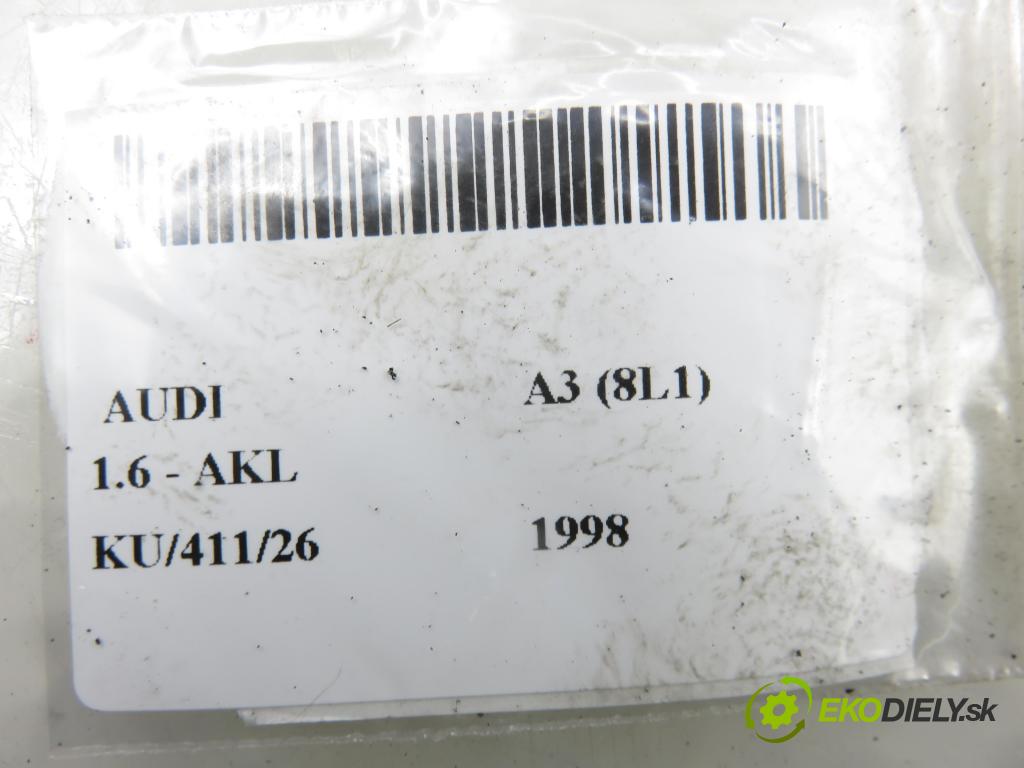 AUDI A3 (8L1) HB 1998 74,00 1.6 - AKL 1595,00 Lišta vstrekovacia 037906031AA ; 06A133317A (Vstrekovacia lišta)