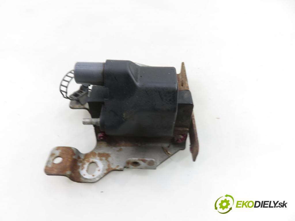 AUDI A4 (8D2, B5) SEDAN 1995 74,00 1.6 8V 100 - ADP 1595,00 cívka zapalovací