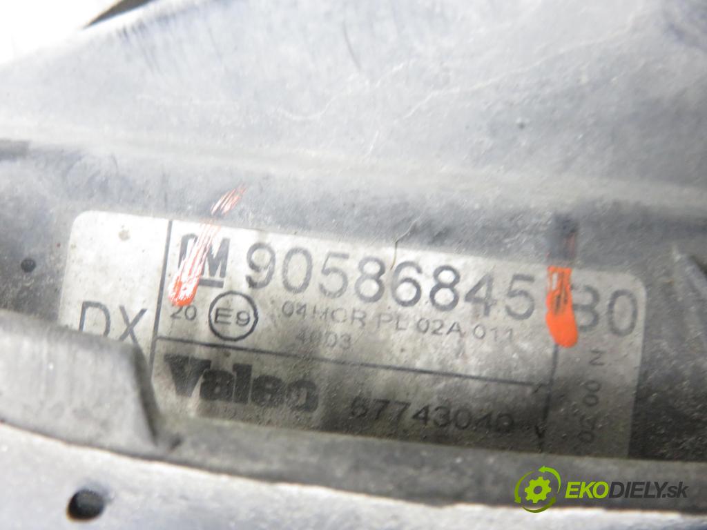 OPEL VECTRA B (J96) SEDAN 2000 74,00 1.6 i 16V - Z 16 XE 1598,00 Svetlo PP 90586845