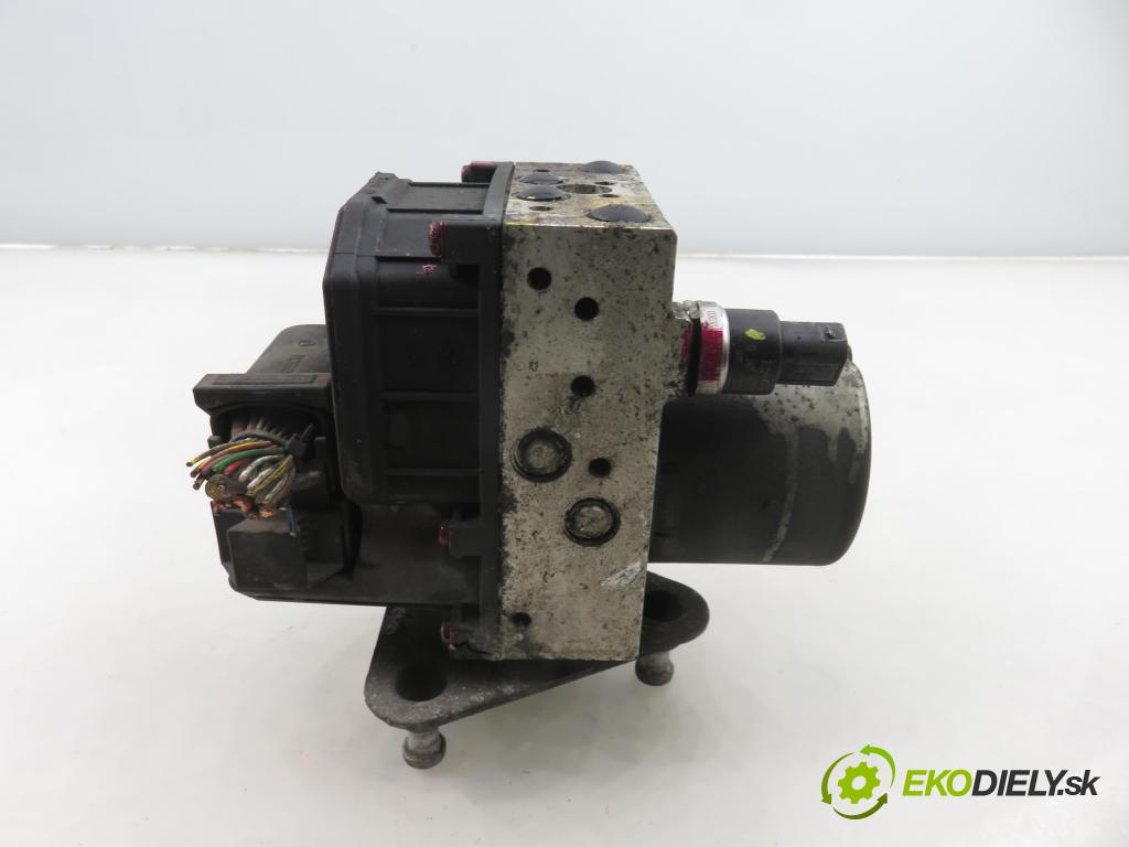 MERCEDES-BENZ SPRINTER 3-t Skrzynia (903) FURGON 2003 60,00 308 CDI - OM 611.987 2148,00 Pumpa ABS 0265950098 ; 0004466889 ; 0265225224 (Pumpa ABS)