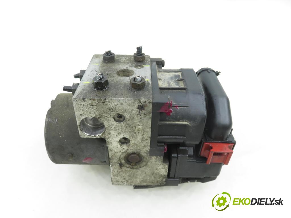 PEUGEOT PARTNER Combispace (5F) KOMBIVAN 2004 51,00 1.9 D - WJY (DW8B) 1868,00 Pumpa ABS 0273004439 ; 9635756480 ; 0265216720 (Pumpa ABS)