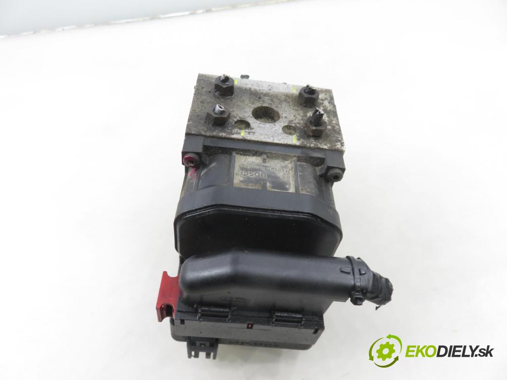 PEUGEOT PARTNER Combispace (5F) KOMBIVAN 2004 51,00 1.9 D - WJY (DW8B) 1868,00 Pumpa ABS 0273004439 ; 9635756480 ; 0265216720 (Pumpa ABS)