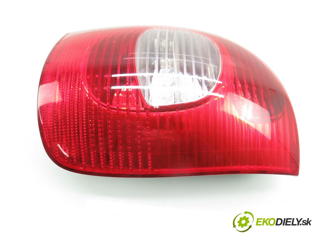CITROEN XSARA PICASSO (N68) MINIVAN 2006 80,00 1.6 HDi - 9HZ (DV6TED4) 1560,00 Svetlo pravé zadné 9650005780 ; 89032868