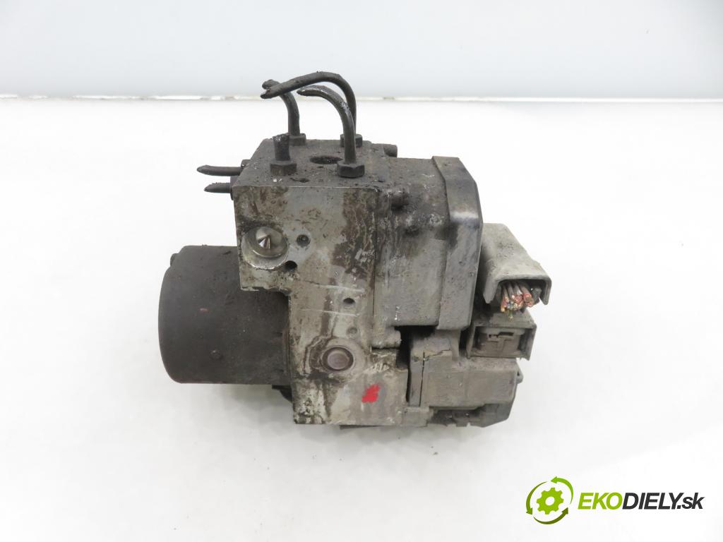 VW TRANSPORTER IV Autobus (70XB, 70XC, 7DB, 7DW, 7DK) BUS 2002 111,00 2.5 TDI - AXG 2461,00 Pumpa ABS 0273004211 (Pumpa ABS)